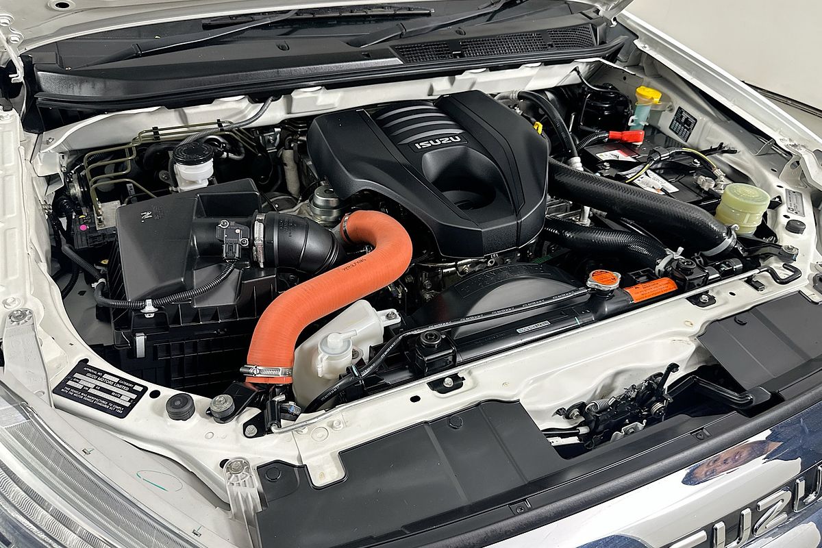 2017 Isuzu MU-X LS-U (4x2) UC MY17