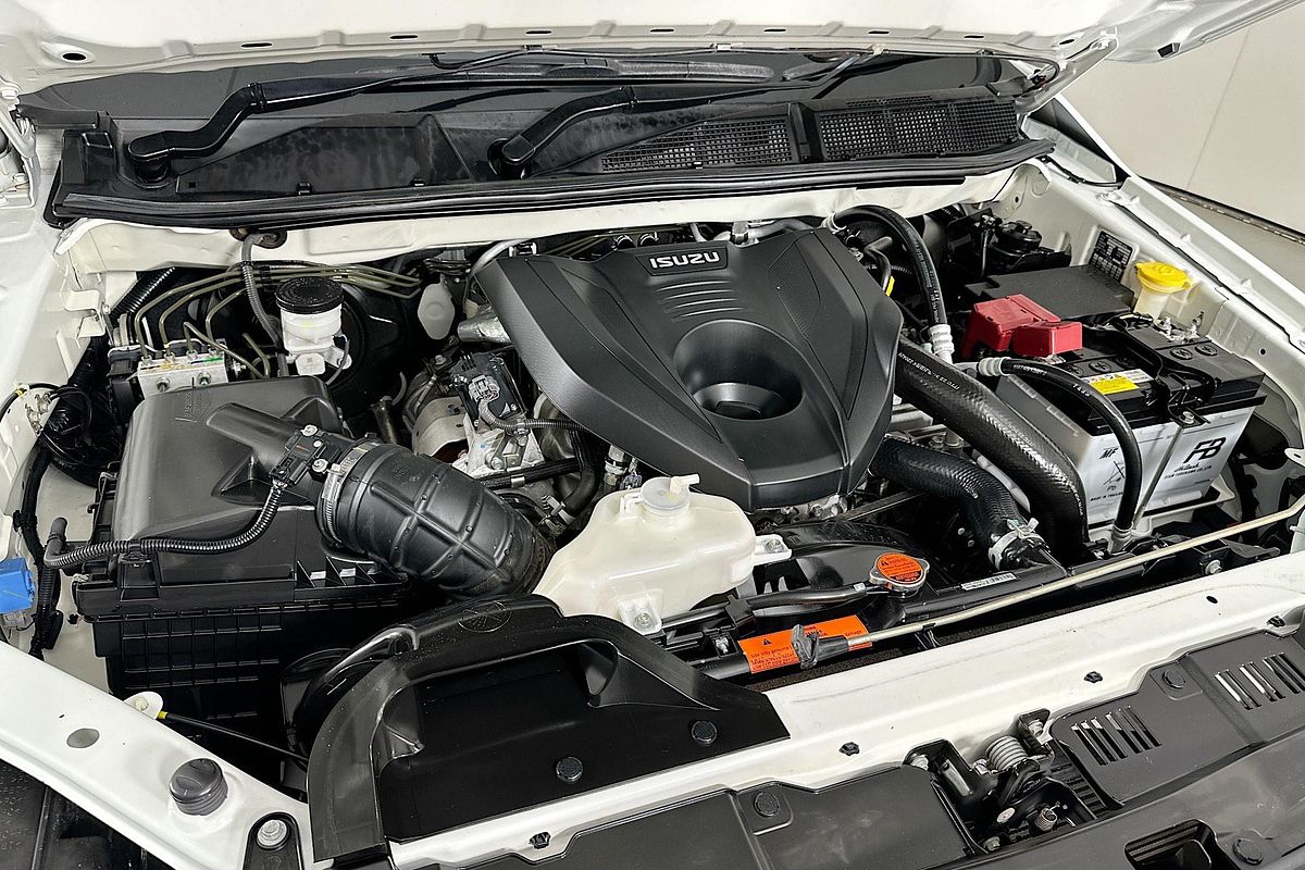 2022 Isuzu MU-X LS-M