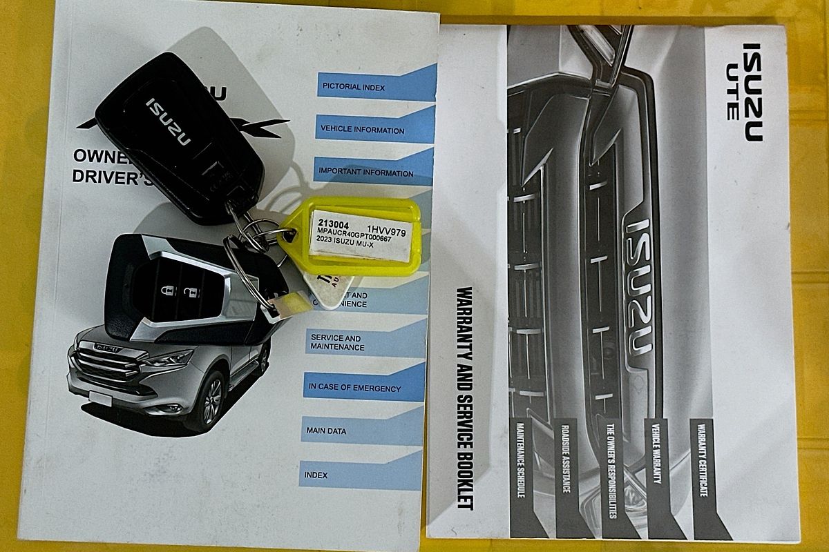 2023 Isuzu MU-X LS-M