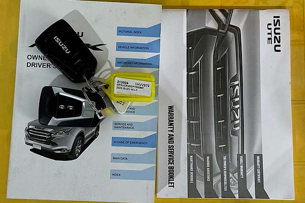 2023 Isuzu MU-X LS-M