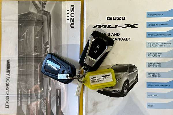 2022 Isuzu MU-X LS-M (4x4) RJ MY22