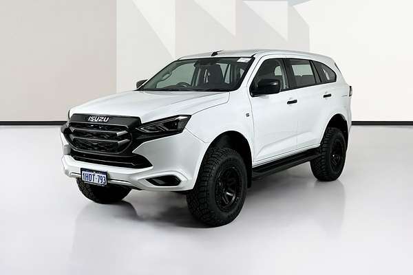 2022 Isuzu MU-X LS-M