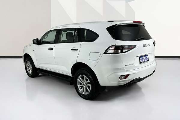 2022 Isuzu MU-X LS-M