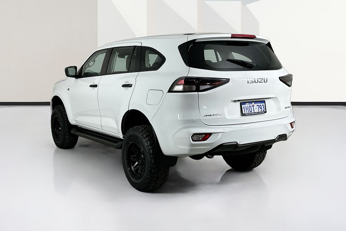 2022 Isuzu MU-X LS-M