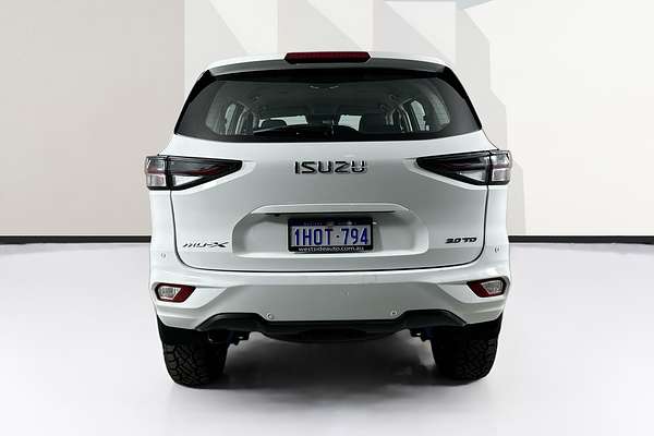 2022 Isuzu MU-X LS-M