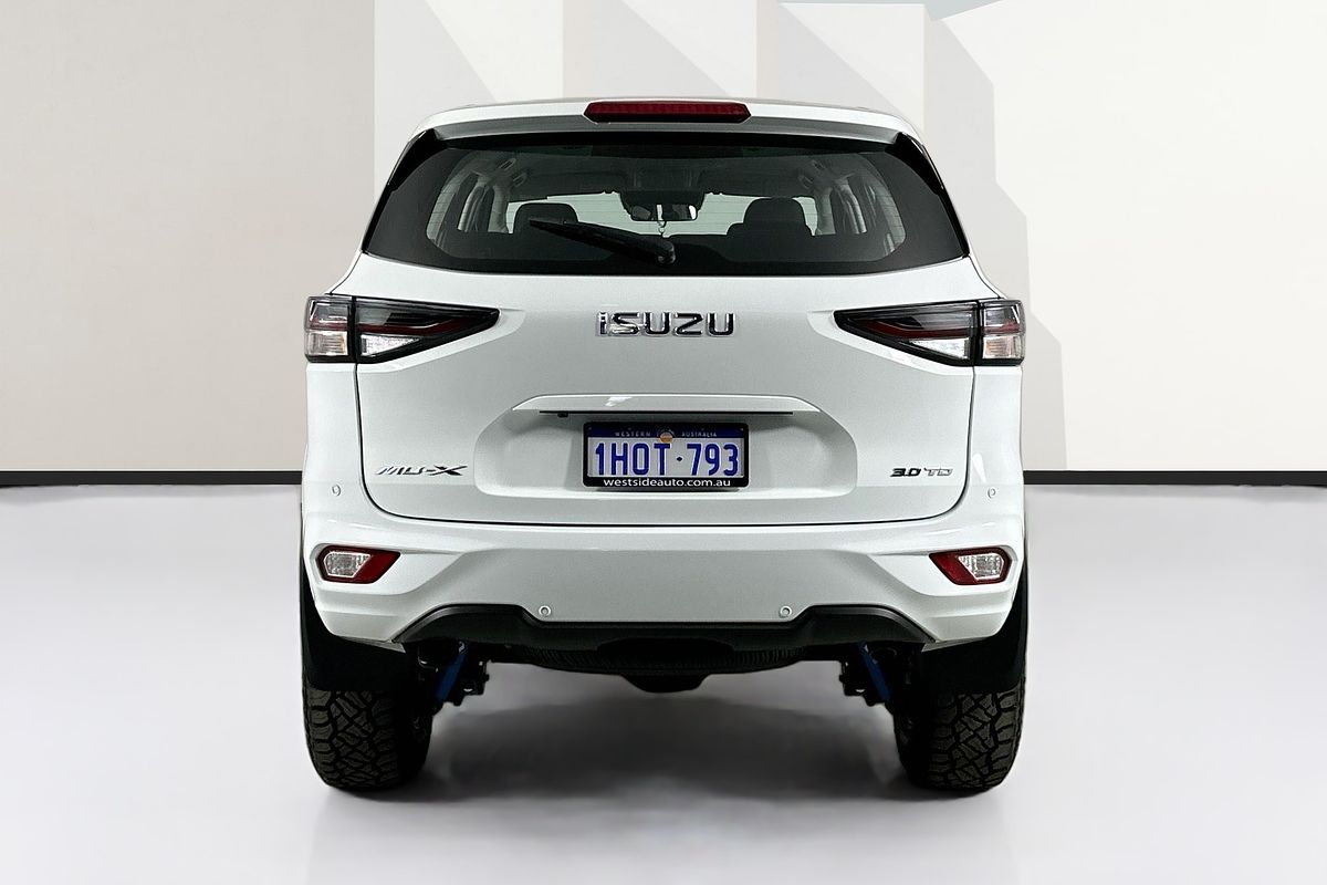 2022 Isuzu MU-X LS-M