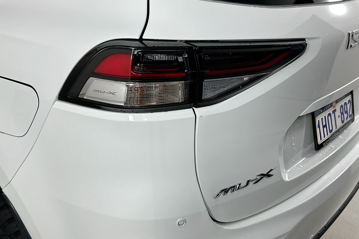2022 Isuzu MU-X LS-M (4x4) RJ MY22