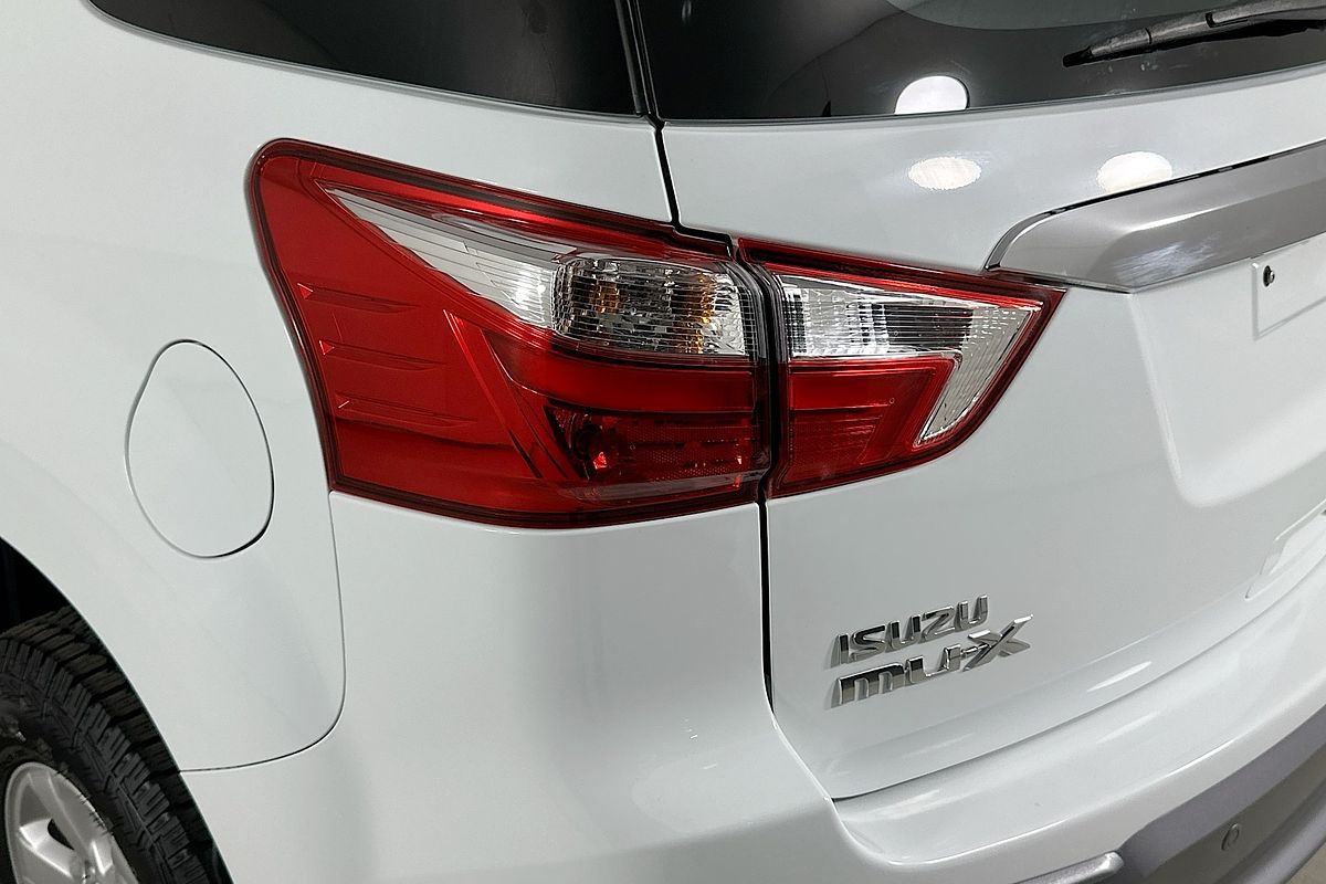 2021 Isuzu MU-X LS-M (4x2) UC MY19