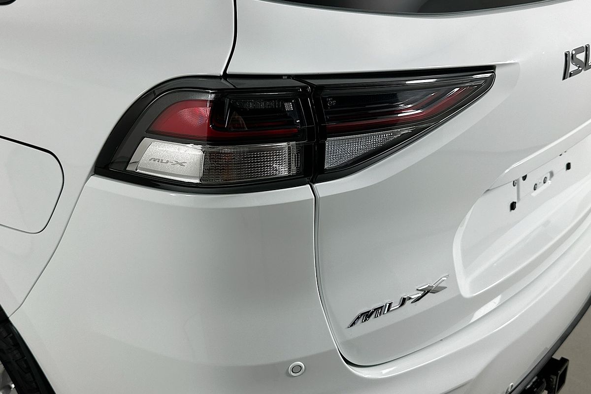 2022 Isuzu MU-X LS-M (4x4) RJ MY22