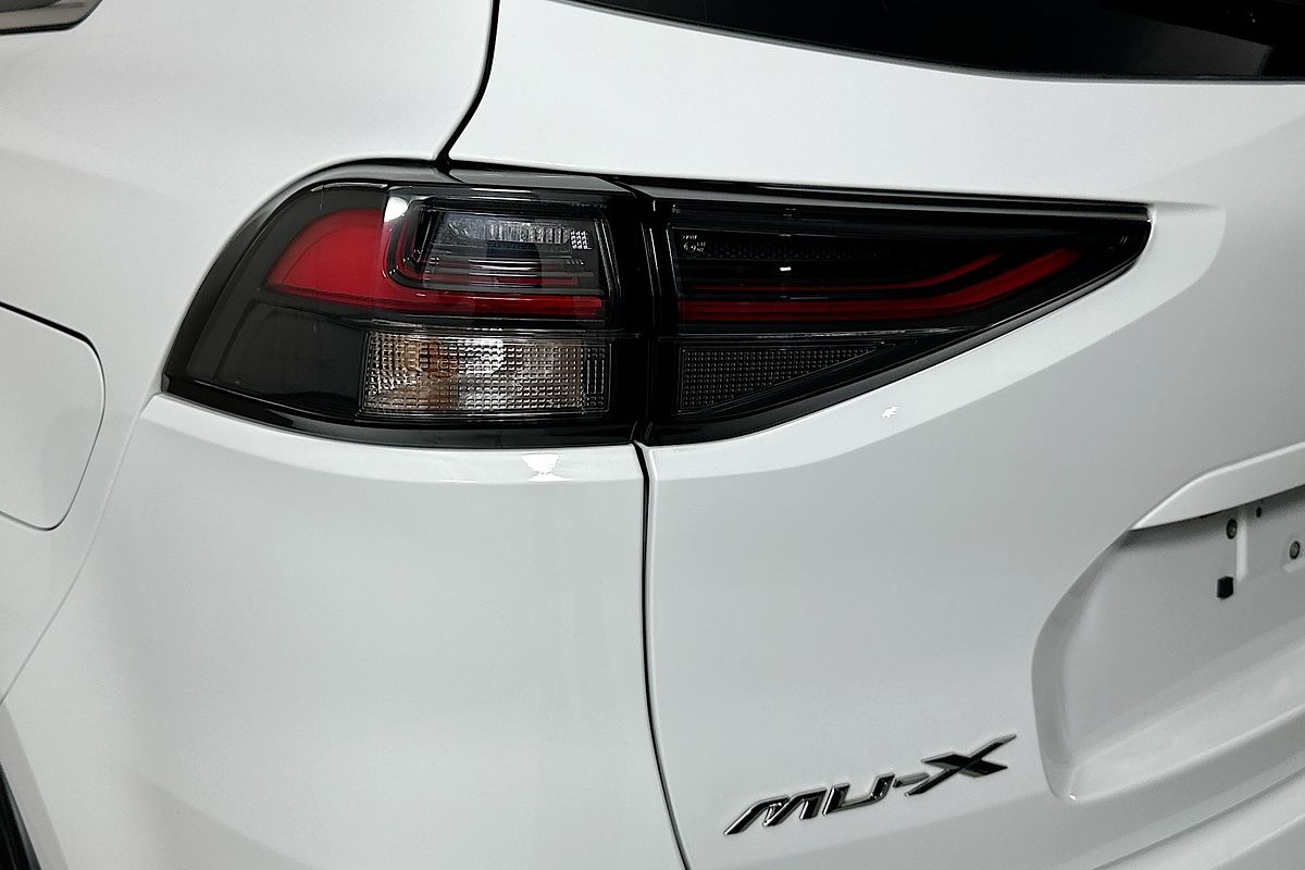 2024 Isuzu MU-X LS-T (4x4) MY24