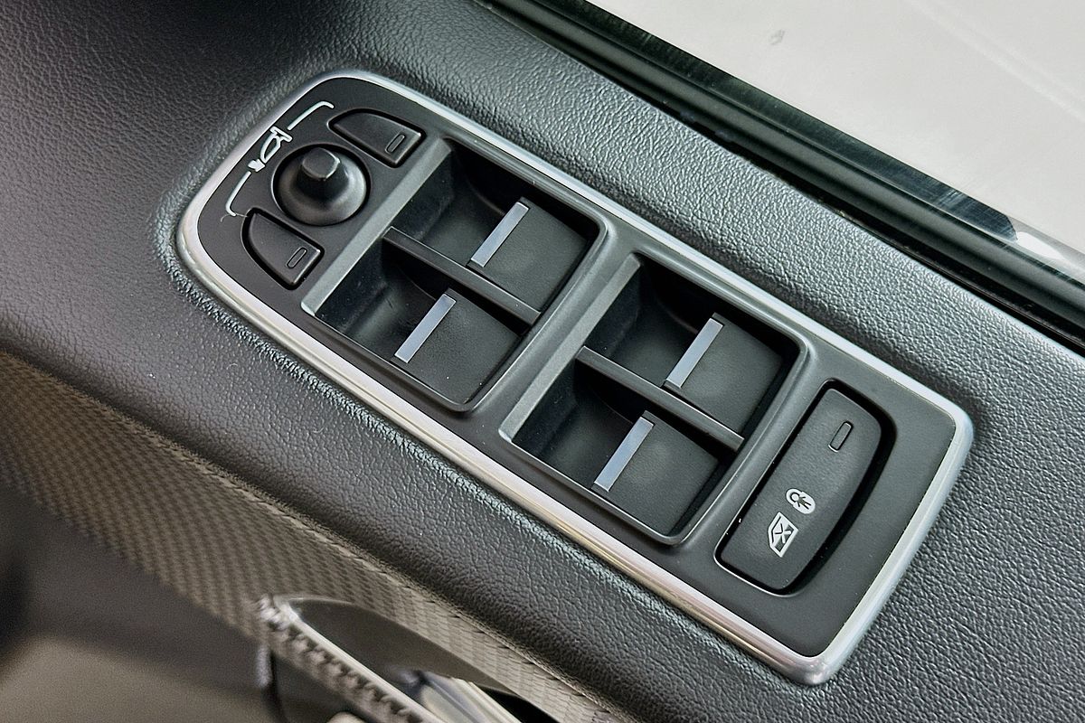 2016 Jaguar F-PACE 35t First Edition MY17