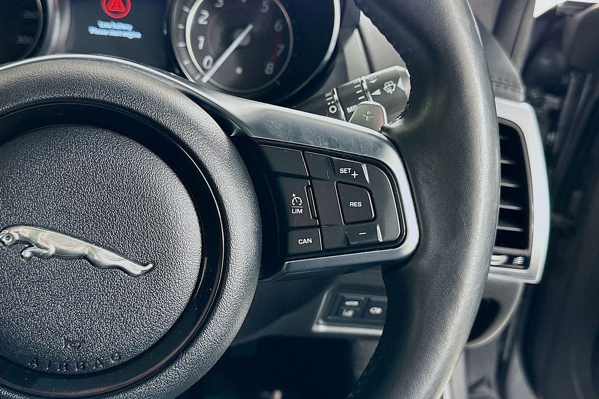 2020 Jaguar F-TYPE 2.0 R-DYNAMIC RWD (221kW) X152 MY20