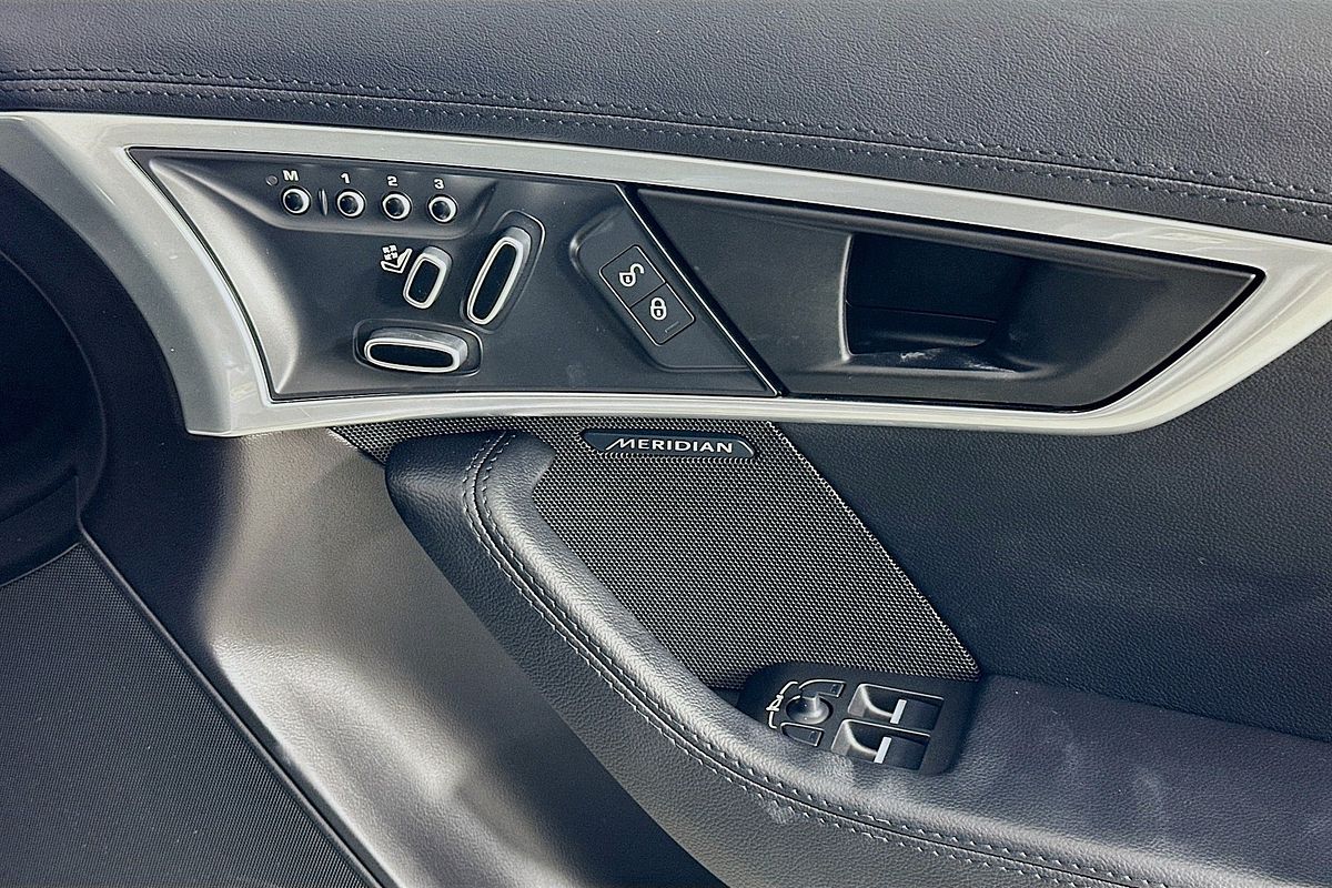 2020 Jaguar F-TYPE 2.0 R-DYNAMIC RWD (221kW) X152 MY20
