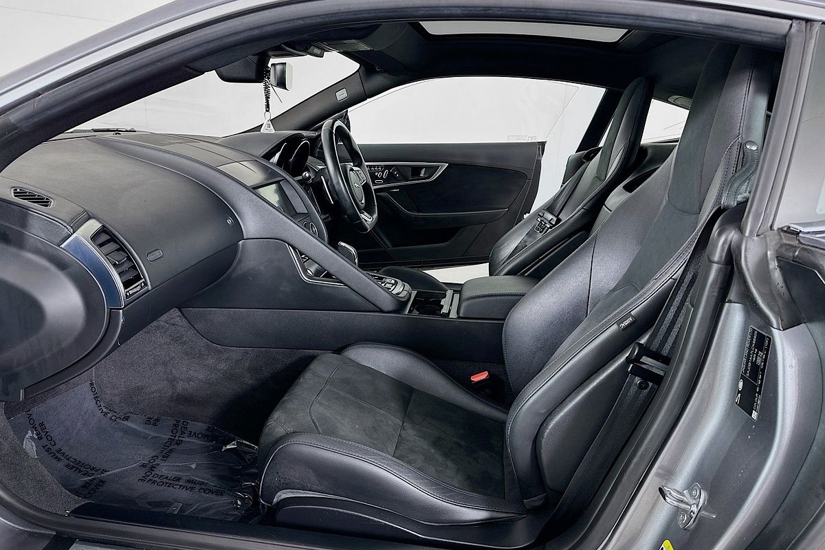 2020 Jaguar F-TYPE 2.0 R-DYNAMIC RWD (221kW) X152 MY20