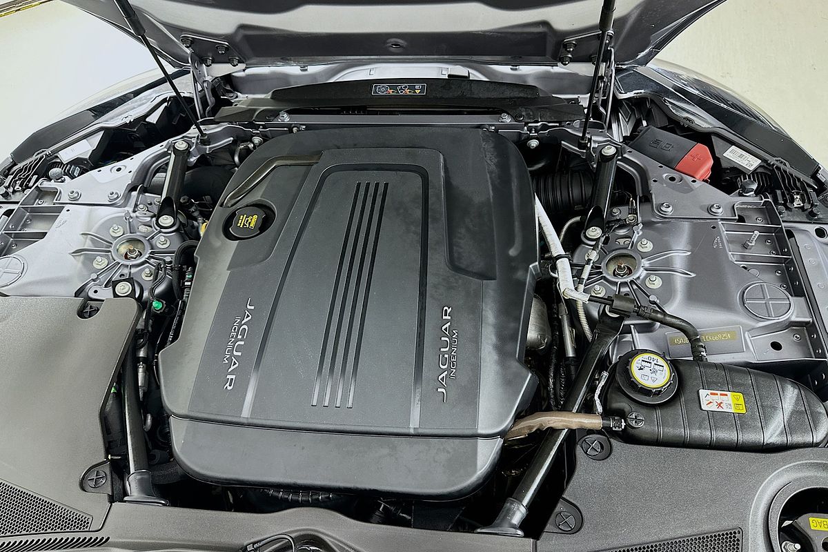 2020 Jaguar F-TYPE 2.0 R-DYNAMIC RWD (221kW) X152 MY20