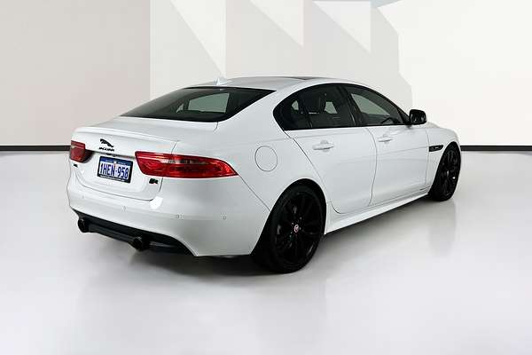 2015 Jaguar XE 25t R-SPORT