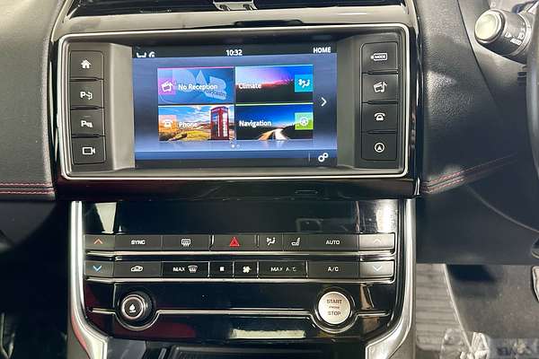 2015 Jaguar XE 25t R-SPORT