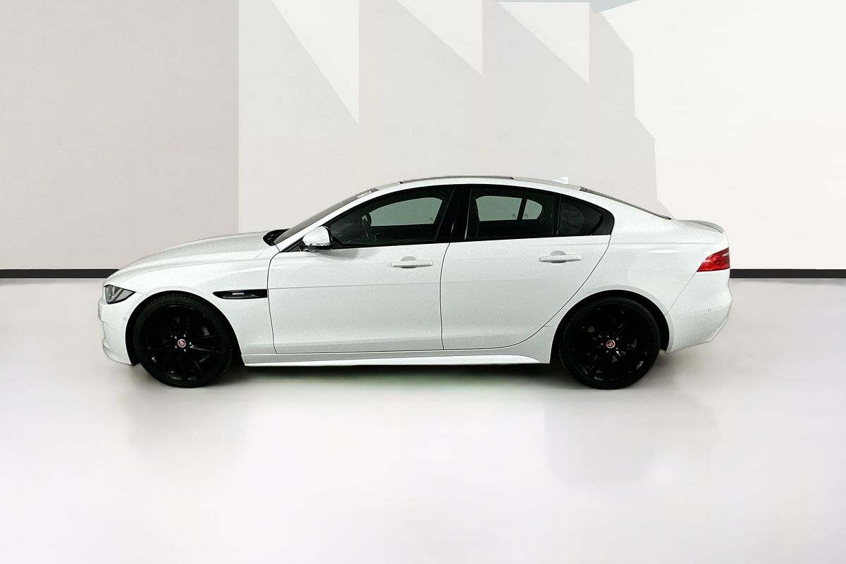 2015 Jaguar XE 25t R-SPORT