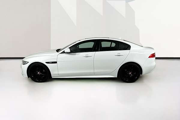 2015 Jaguar XE 25t R-SPORT