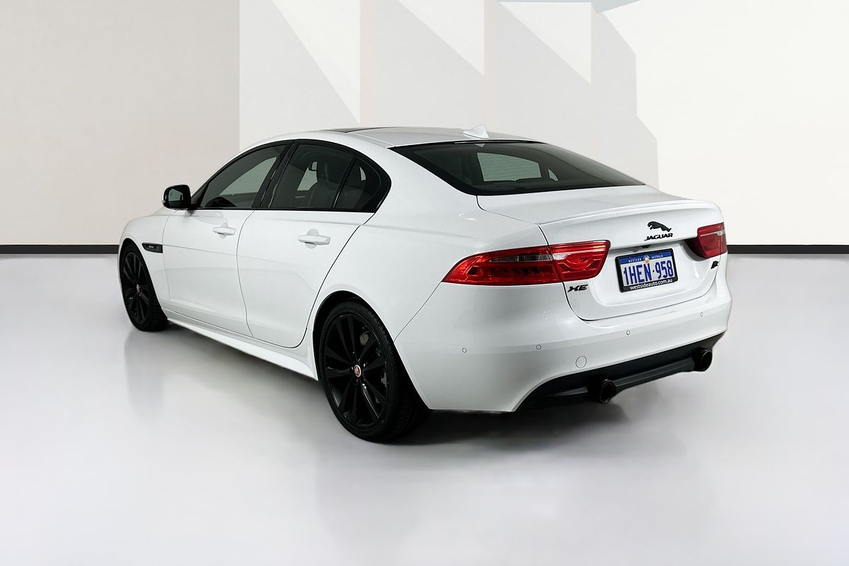 2015 Jaguar XE 25t R-SPORT