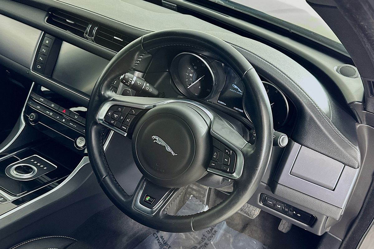 2018 Jaguar XF 25t (184kW) R-SPORT X260 MY18