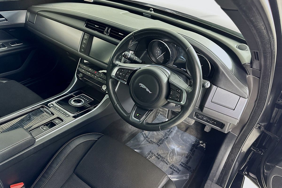 2018 Jaguar XF 25t (184kW) R-SPORT X260 MY18