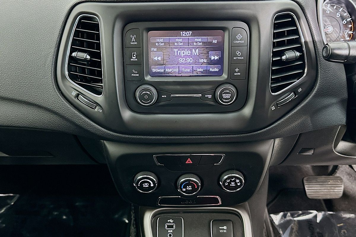 2019 Jeep COMPASS LONGITUDE (FWD) M6 MY18