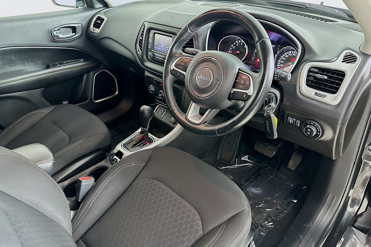 2019 Jeep COMPASS LONGITUDE (FWD) M6 MY18