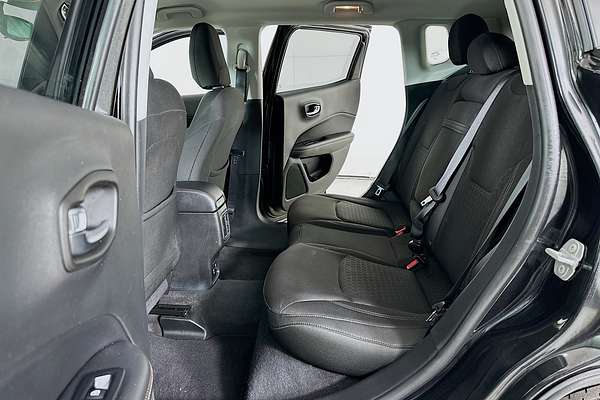 2019 Jeep COMPASS LONGITUDE (FWD) M6 MY18