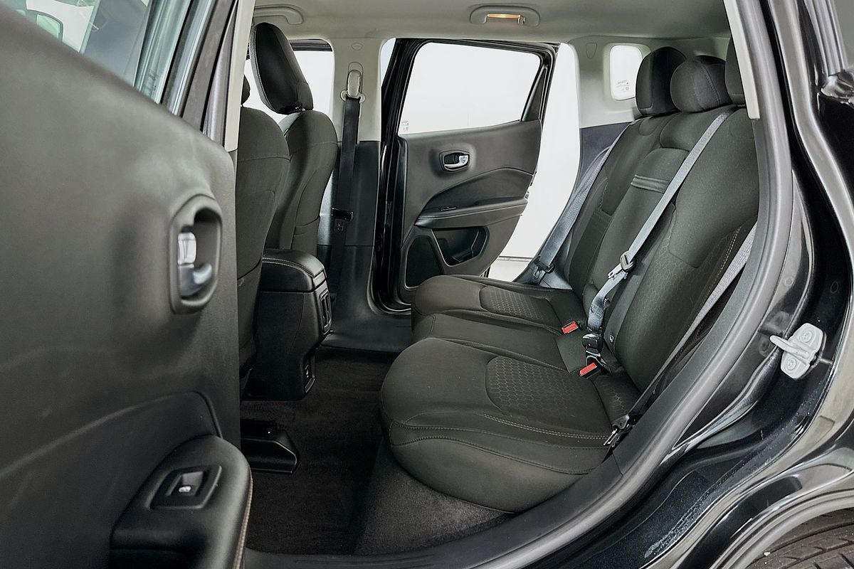 2018 Jeep COMPASS SPORT (FWD) M6 MY18