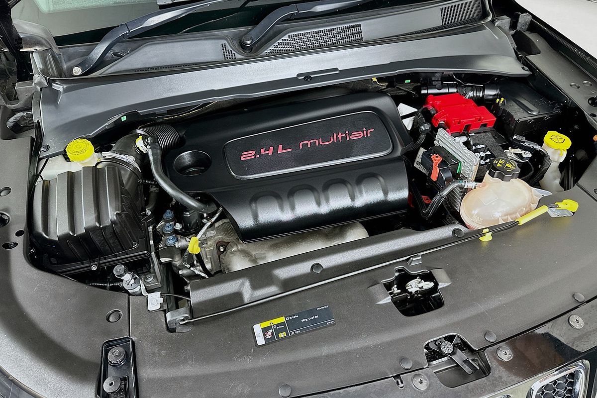 2021 Jeep COMPASS LIMITED (4x4) M6 MY21