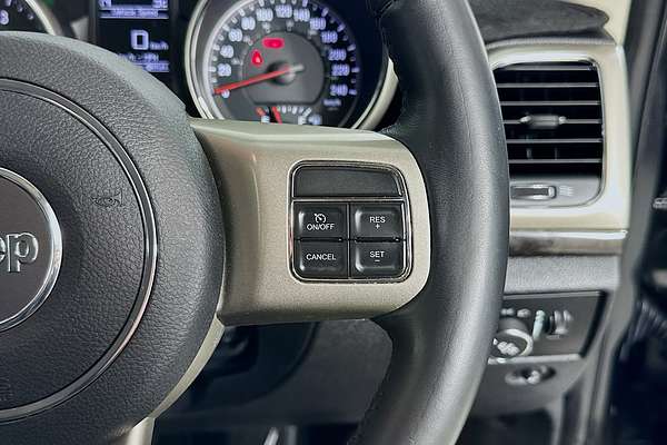 2012 Jeep GRAND CHEROKEE LAREDO (4x4) WK
