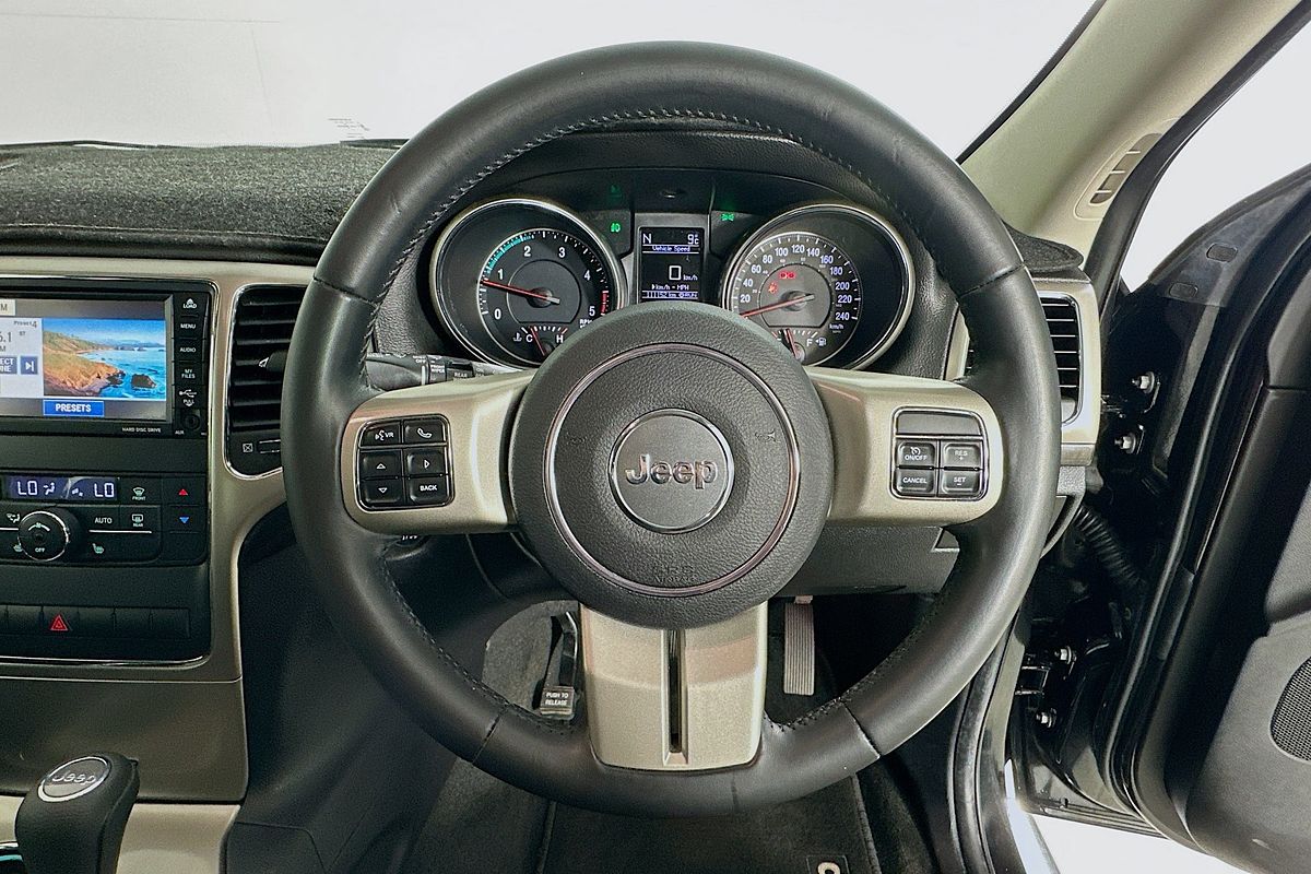 2012 Jeep GRAND CHEROKEE LAREDO (4x4) WK