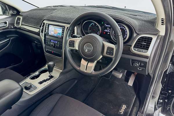 2012 Jeep GRAND CHEROKEE LAREDO (4x4) WK