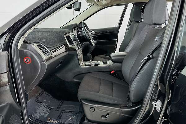 2012 Jeep GRAND CHEROKEE LAREDO (4x4) WK