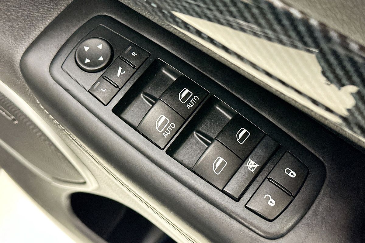 2016 Jeep GRAND CHEROKEE SRT 8 (4x4) WK MY15