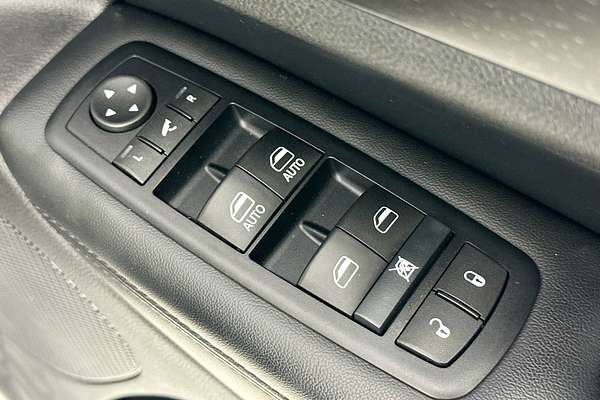 2015 Jeep GRAND CHEROKEE LAREDO (4x4) WK MY15