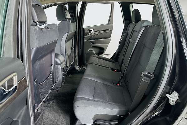 2012 Jeep GRAND CHEROKEE LAREDO (4x4) WK