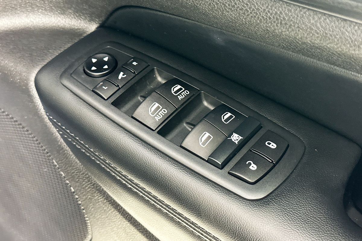 2020 Jeep GRAND CHEROKEE NIGHT EAGLE (4x4) WK MY20