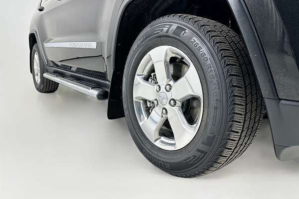 2012 Jeep GRAND CHEROKEE LAREDO (4x4) WK