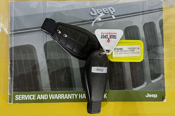 2012 Jeep GRAND CHEROKEE LAREDO (4x4) WK