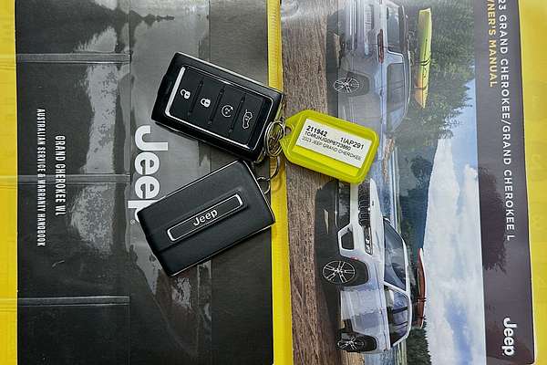 2023 Jeep GRAND CHEROKEE NIGHT EAGLE 5 SEAT (4x4) WL MY23