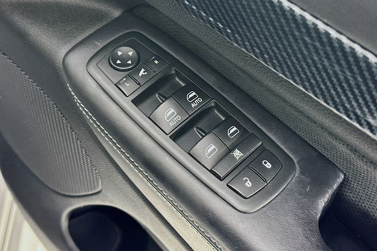 2012 Jeep GRAND CHEROKEE SRT 8 (4x4) WK MY12