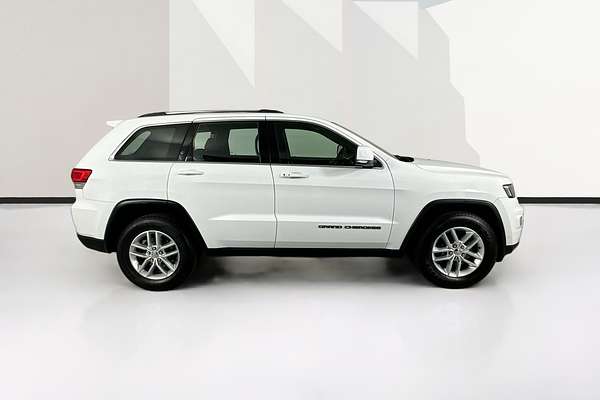 2017 Jeep GRAND CHEROKEE LAREDO (4x4) WK MY17