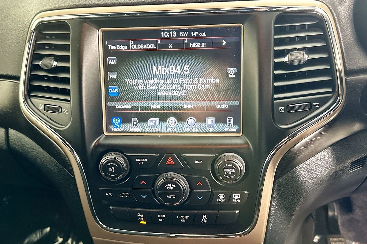 2017 Jeep GRAND CHEROKEE LAREDO (4x4) WK MY17