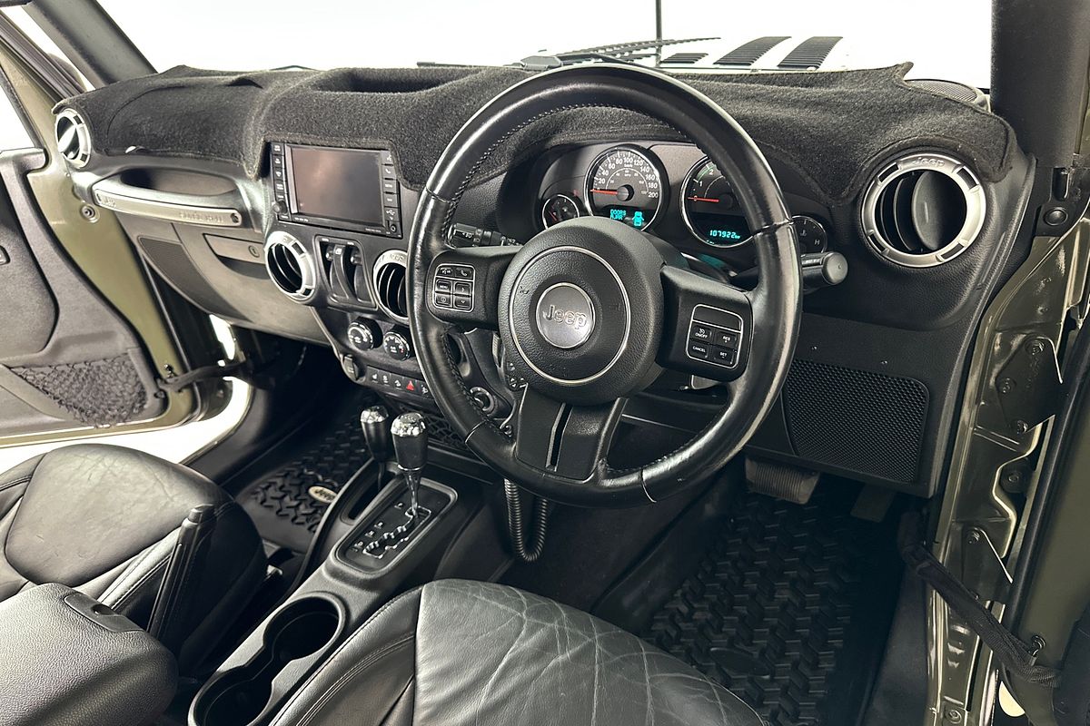 2017 Jeep WRANGLER OVERLAND (4x4) JK MY17