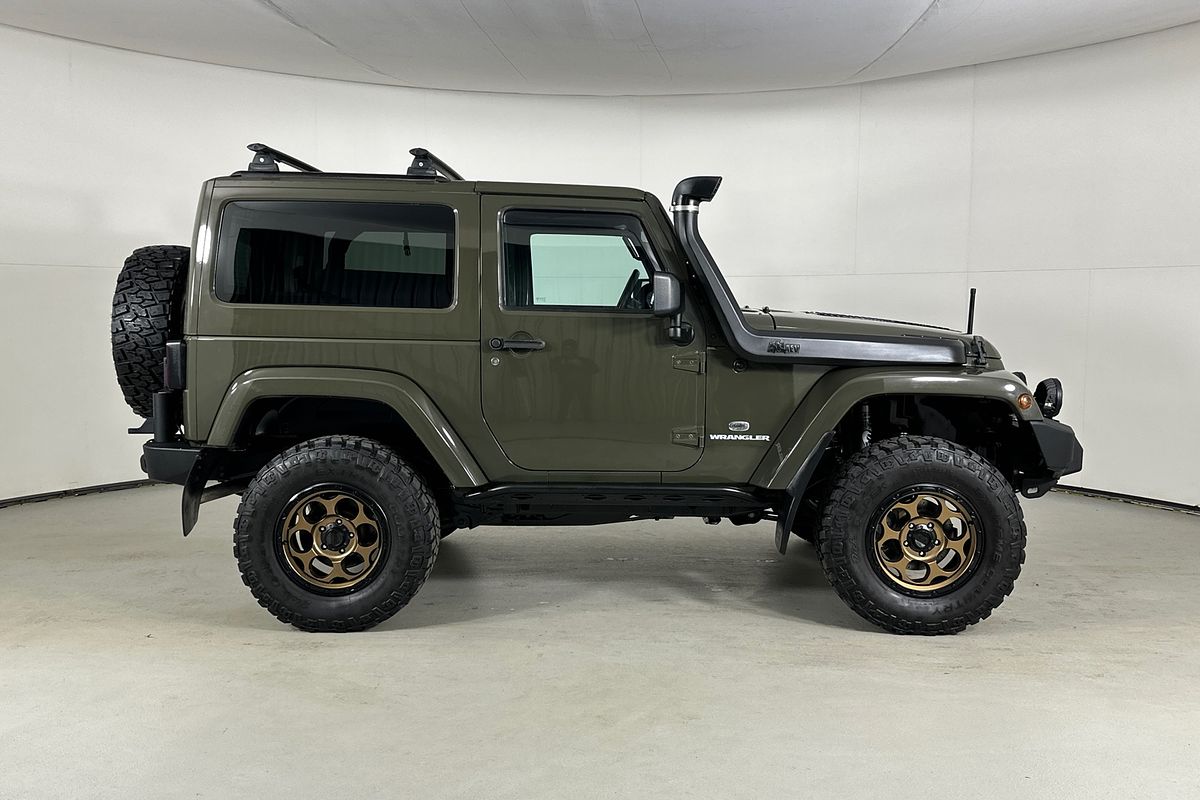 2017 Jeep WRANGLER OVERLAND (4x4) JK MY17