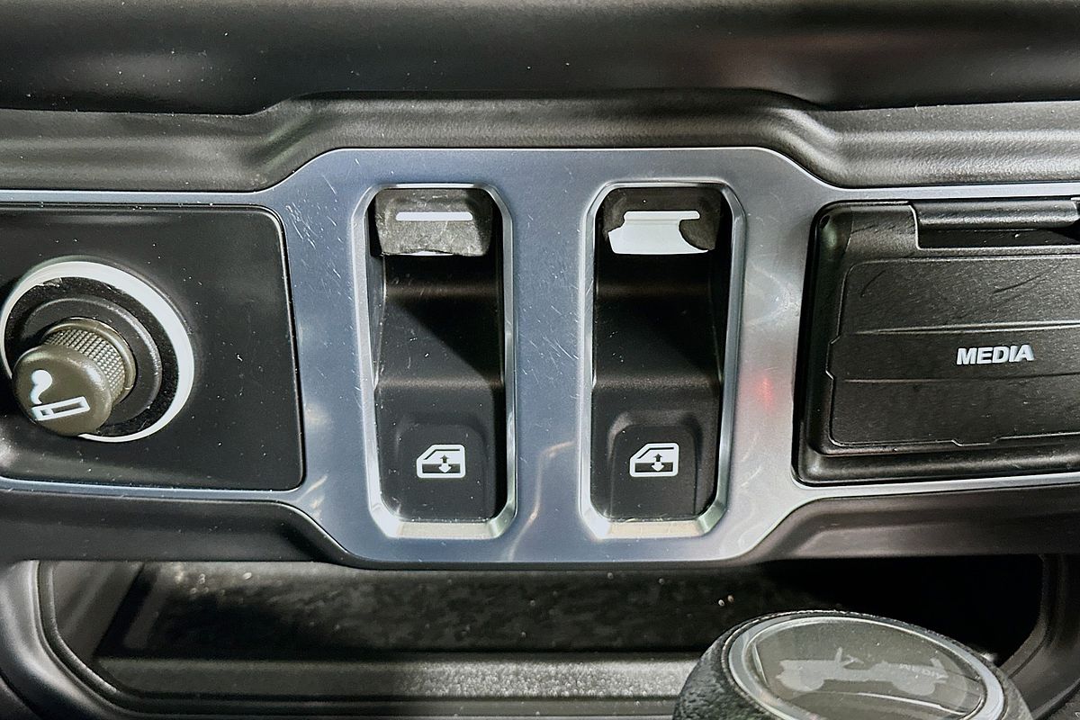 2020 Jeep Wrangler Sport S JL