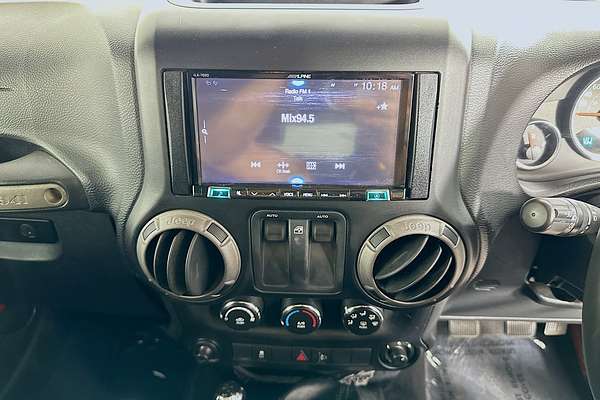 2011 Jeep WRANGLER SPORT (4x4) JK MY09