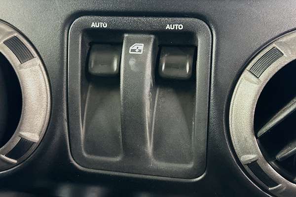 2011 Jeep WRANGLER SPORT (4x4) JK MY09